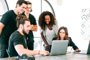 5 Employee Benefits That Attract Millennials to Your Company